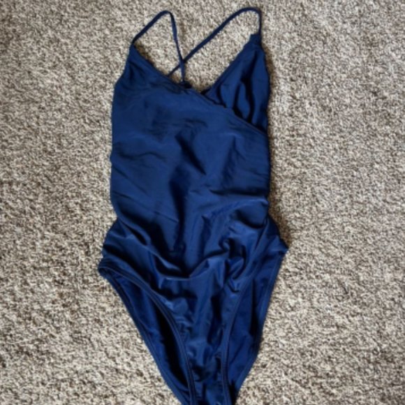 GAP Other - Gap navy blue scalloped one piece swimsuit